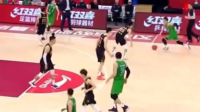  波尔多球迷冲突导致赛场一度关闭  